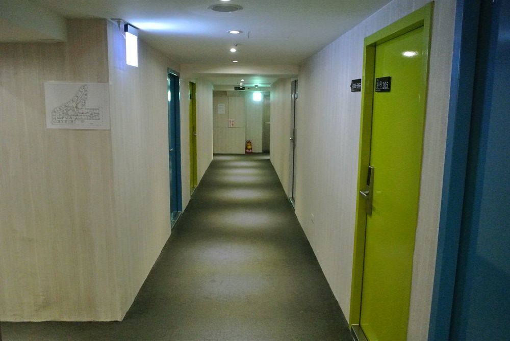 Lumos Inn Tajpej Zewnętrze zdjęcie